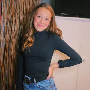 Meet your Posher, Juliette